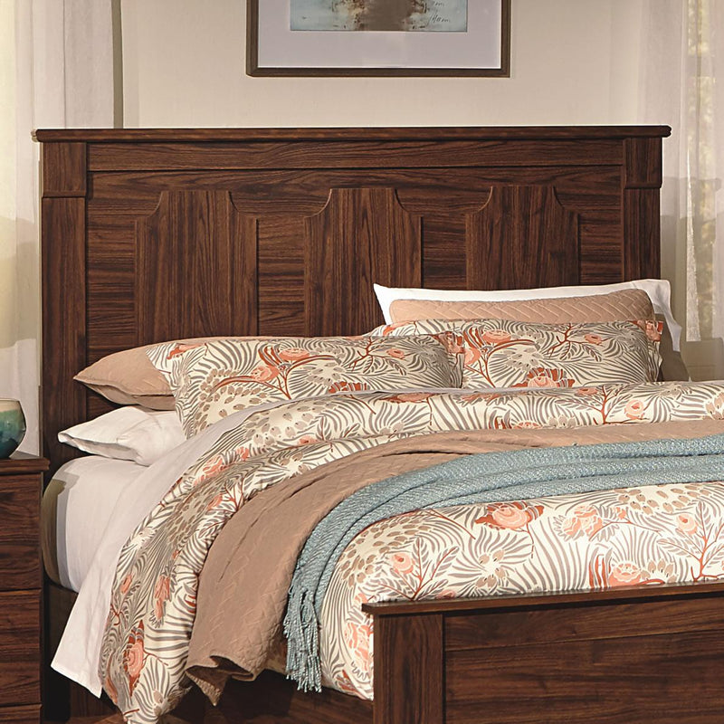 Perdue Woodworks Delaware Queen Poster Bed 79030Q/F|79030FB|QRWAL IMAGE 2