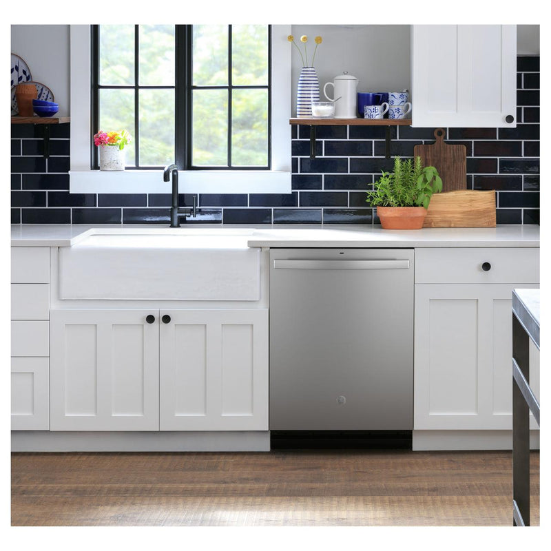 GE 24-inch Built-in Top Control Dishwasher with Dry Boost™ GDT535PSRSS IMAGE 5