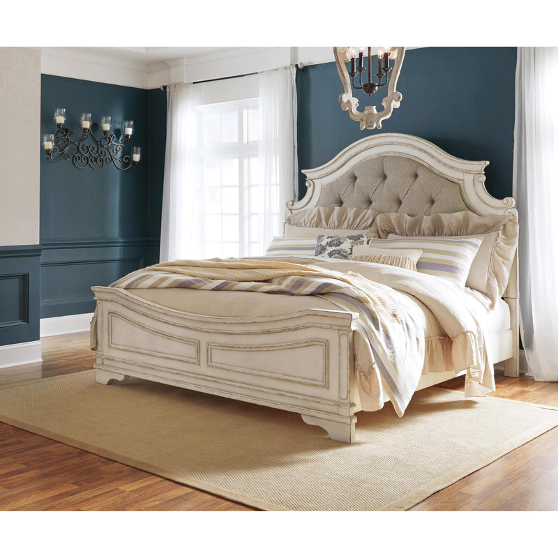  Signature Design by Ashley Realyn B743B22 6 pc Queen Upholstered Panel Bedroom Set IMAGE 2