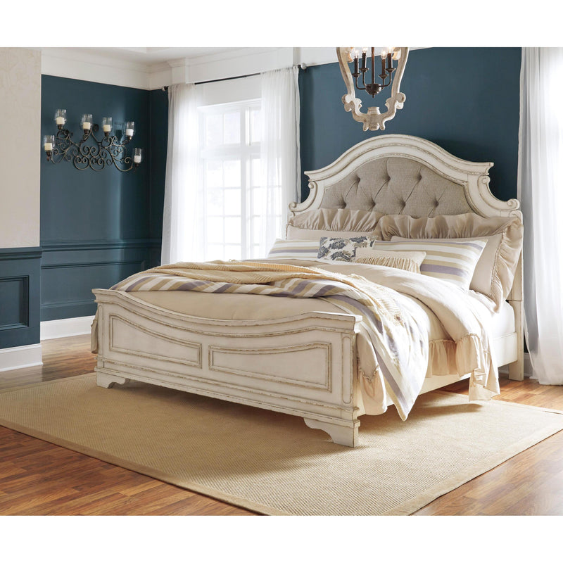 Signature Design by Ashley Realyn B743B22 6 pc Queen Upholstered Panel Bedroom Set IMAGE 2