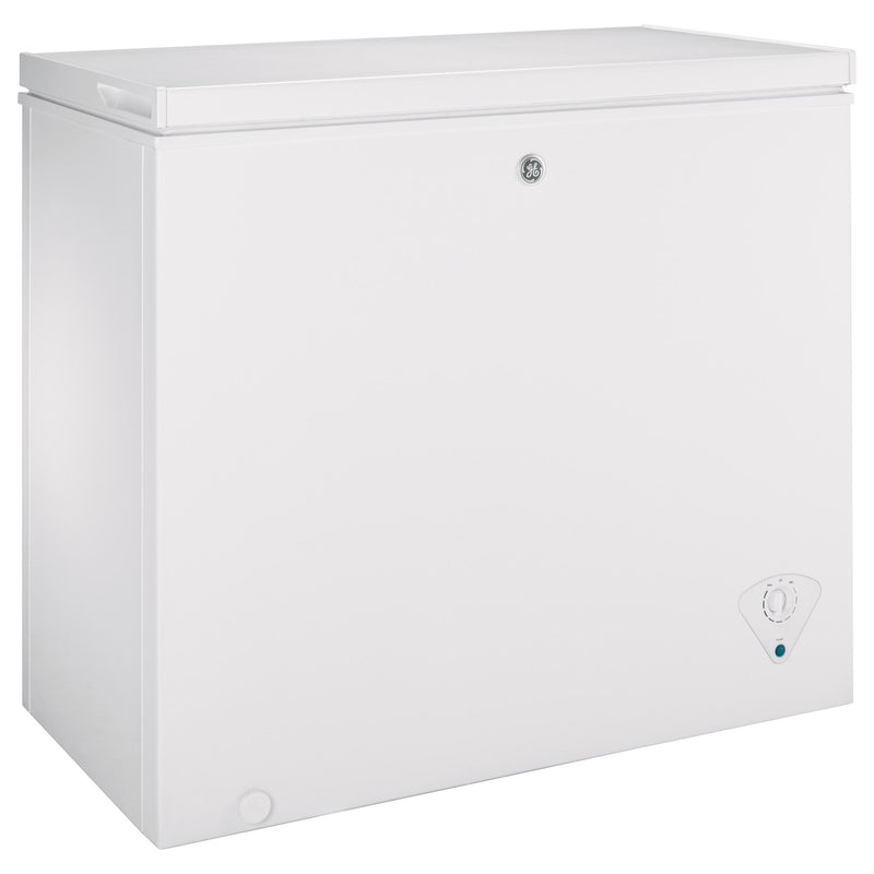 GE 7 cu. ft. Chest Freezer FCM7SKWW IMAGE 2