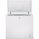 GE 7 cu. ft. Chest Freezer FCM7SKWW IMAGE 3