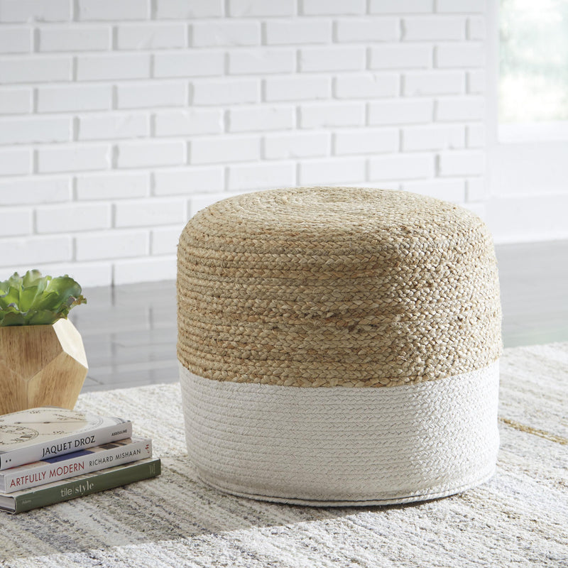 Signature Design by Ashley Home Decor Poufs A1000420 IMAGE 2