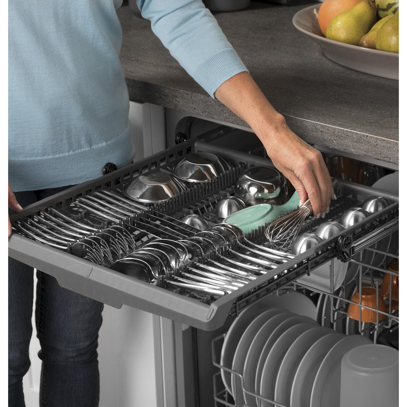 GE 24-inch Built-in Dishwasher with Sanitize Option GDF630PGMWW IMAGE 9