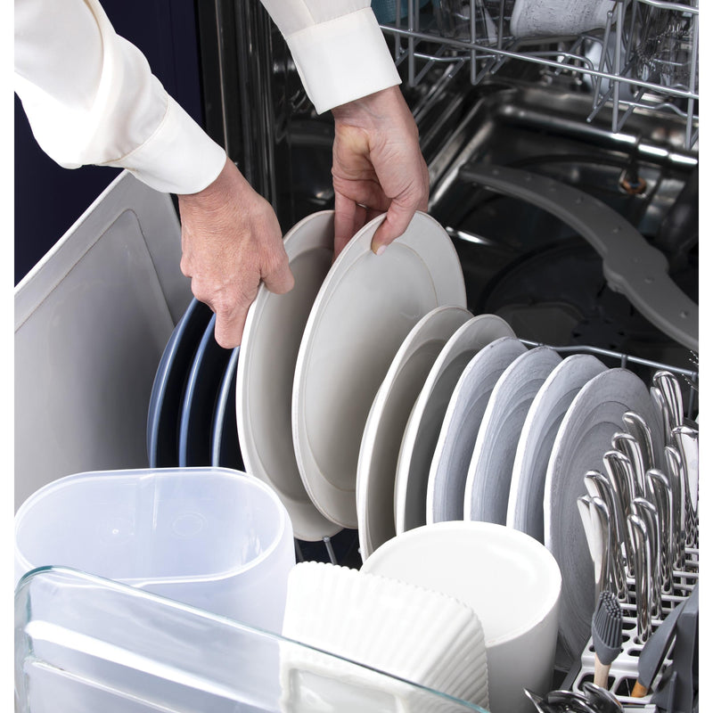 GE 24-inch Built-in Dishwasher with Sanitize Option GDT665SSNSS IMAGE 12