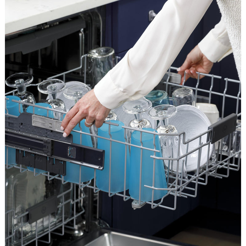 GE 24-inch Built-in Dishwasher with Sanitize Option GDT665SSNSS IMAGE 7