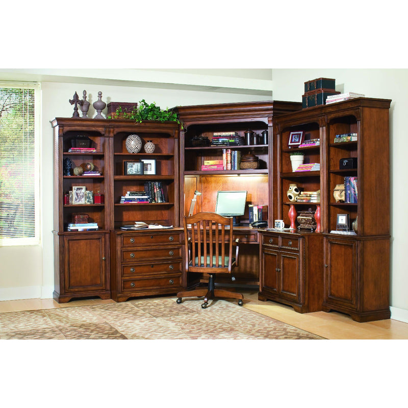 Hooker Furniture 281-30-220 Brookhaven Desk Chair IMAGE 3
