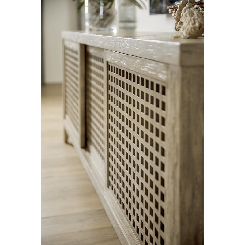 Hooker Furniture 5805-55483-80 Ciao Bella Entertainment Console IMAGE 4