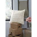  Signature Design by Ashley Aavie A1000956 Pillow IMAGE 4