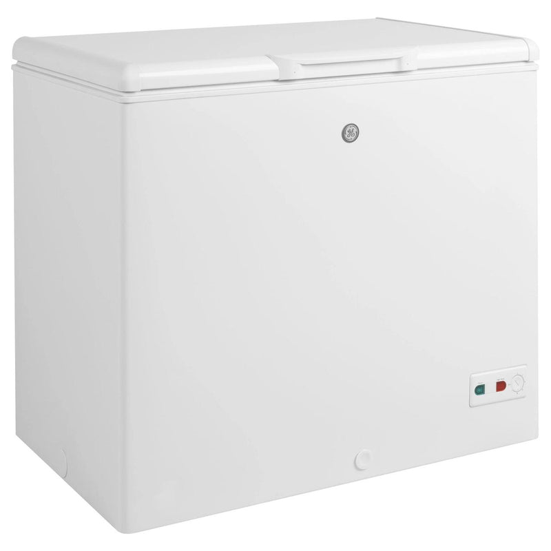 GE 8.8 cu.ft. Chest Freezer with LED Lighting FCM9SRWW IMAGE 2