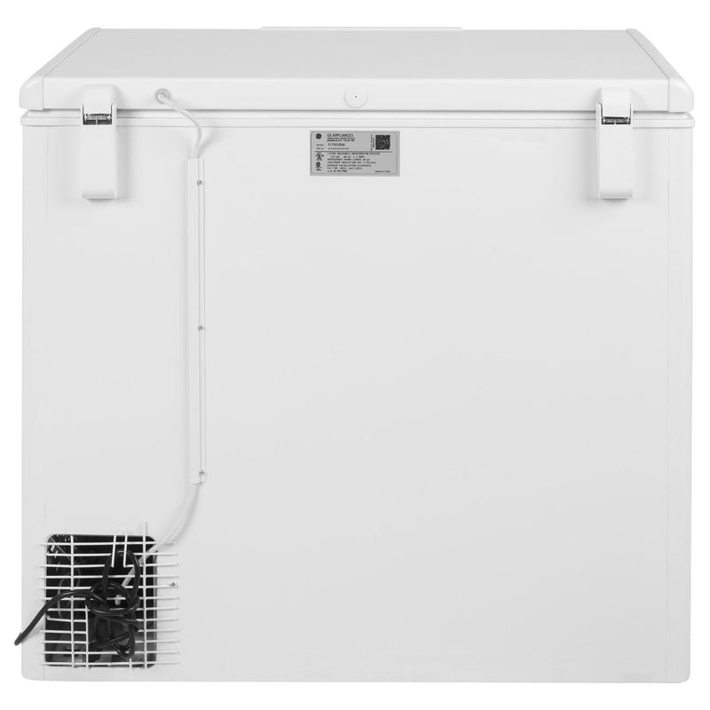 GE 8.8 cu.ft. Chest Freezer with LED Lighting FCM9SRWW IMAGE 3