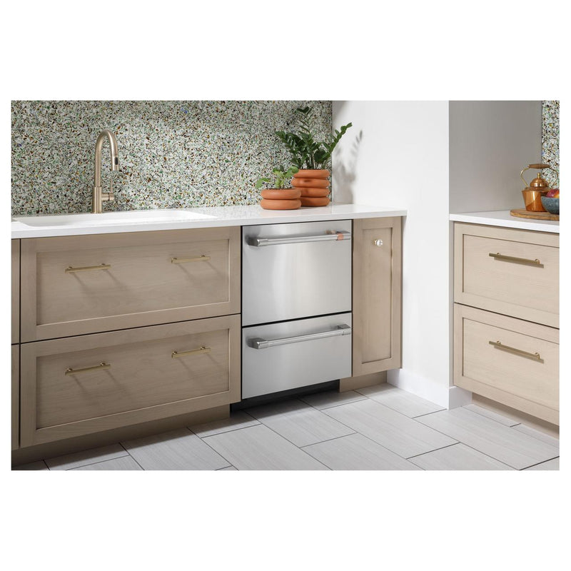 Café 24-inch, Built-in Dishwasher CDD420P2TS1 IMAGE 9