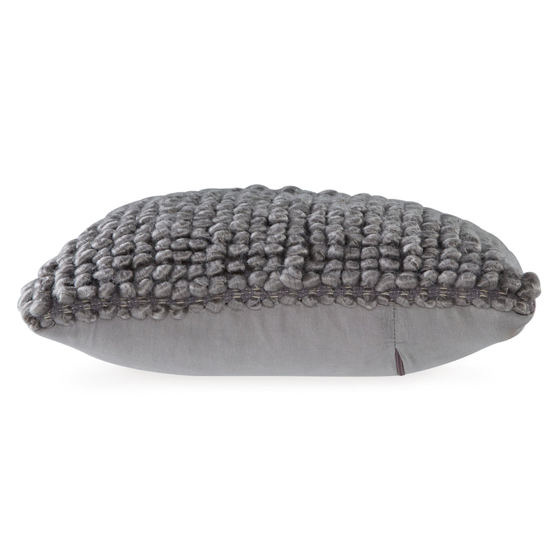  Signature Design by Ashley Aavie A1000977 Pillow IMAGE 3
