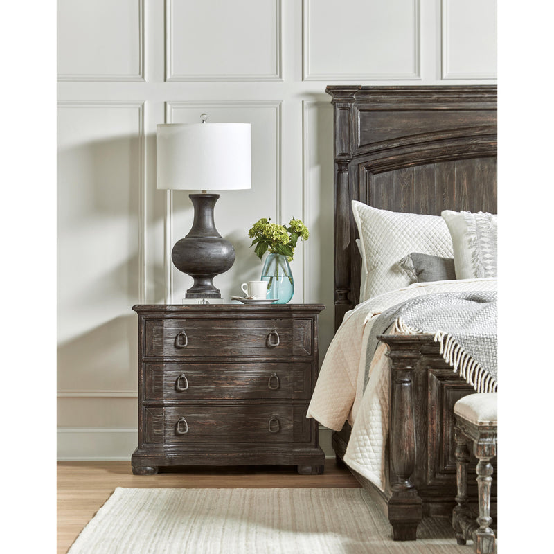 Hooker Furniture 5961-90016-89 Traditions Three-Drawer Nightstand IMAGE 4