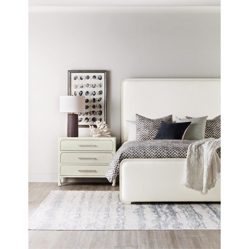 Hooker Furniture 6350-90360-03 Serenity Ashore Cal King Upholstered Panel Bed IMAGE 3