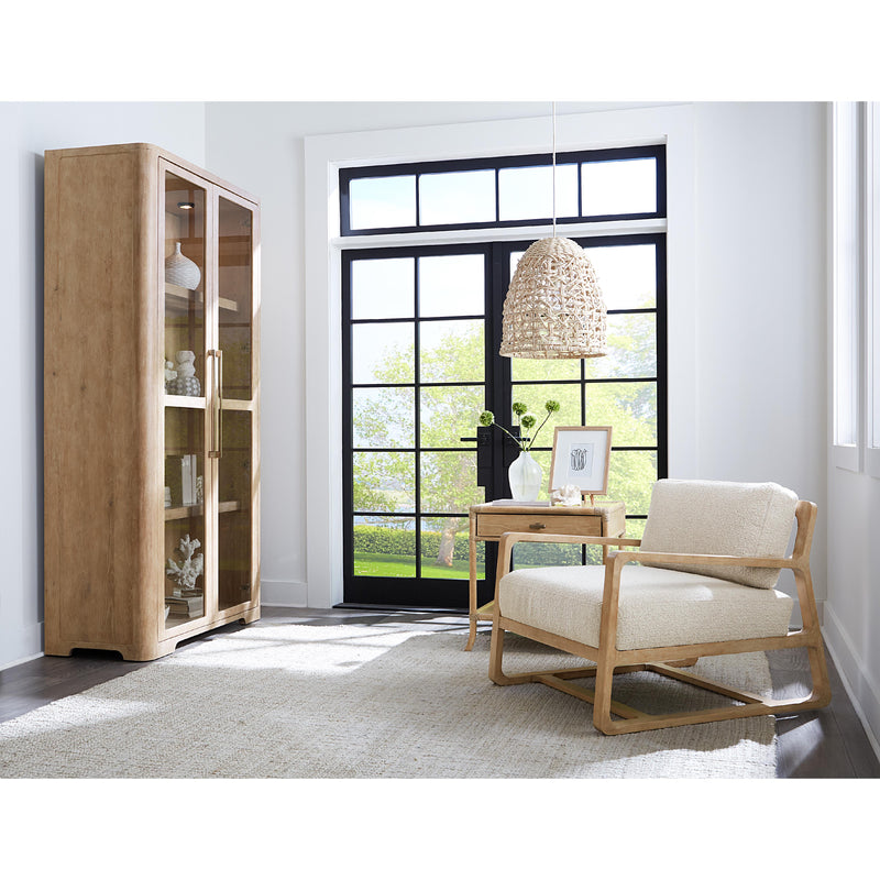 Hooker Furniture 6950-75906-80 Retreat Display Cabinet IMAGE 9
