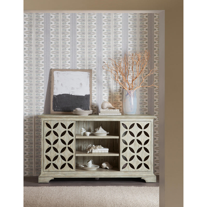 Hooker Furniture 7228-85111-95 Commerce & Market Underhill Entertainment Console IMAGE 6