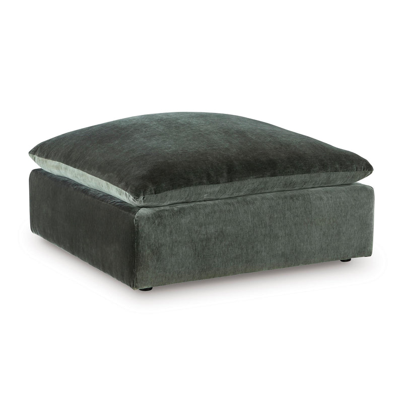 Benchcraft Carriage View 7800108 Oversized Accent Ottoman IMAGE 1