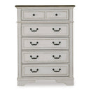 Signature Design by Ashley Blendon B747-46 Five Drawer Chest IMAGE 3